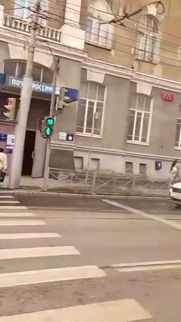 Об улицах! Сверну я на Чапаева (слева Почтамт)