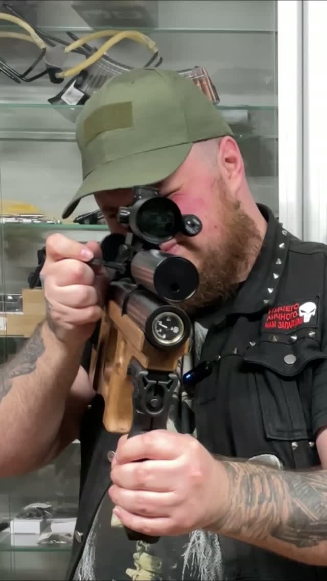 Пневматическая винтовка Krugergun Снайпер Буллпап 6.35 мм (300 мм. передний взвод. прямоток. дерево)