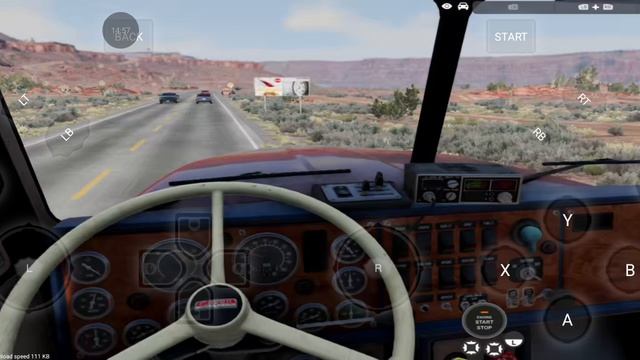 играю в Beamng Drive на телефоне второй раз