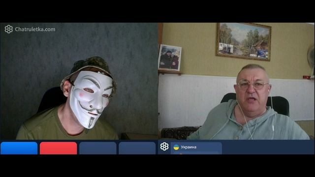 Звери в бессилии грызут прутья клетки