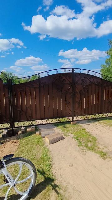 Ворота на базе. Клиент доволен.
