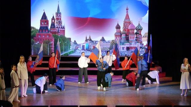 2026 г. 12 июня праздничный концерт ко дню России 🇷🇺