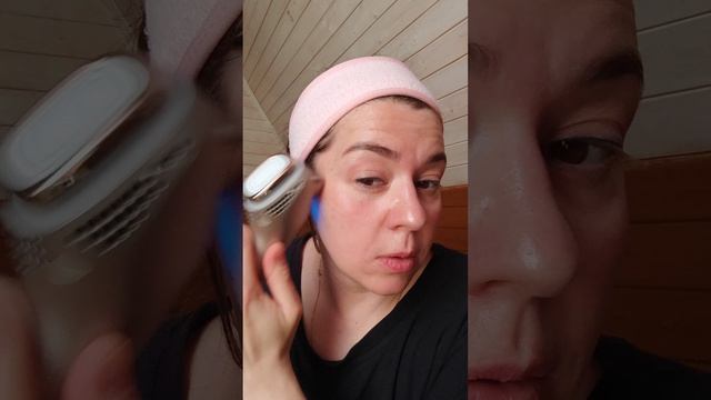 Panasonic Ion Skin Care Device IonBoost Multi EH-ST0A-N.mp4