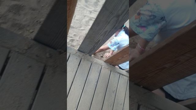 лазили с подругой 2 часть
