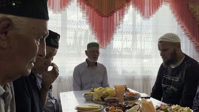 Аургазы районы Мустафа аулы мэчетендэ жыелыш.