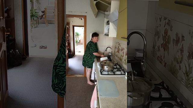 Взбодрила тесто 🍞 Разобрала посуду 😊