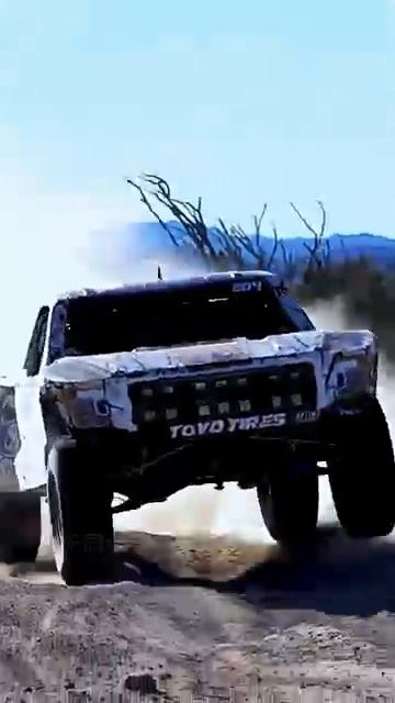 陸地飛行器巴哈1000賽車沙漠狂飆激情越野 硬派越野 巴哈1000 速度與激情 拉力賽 危險動作請勿模仿 — копия