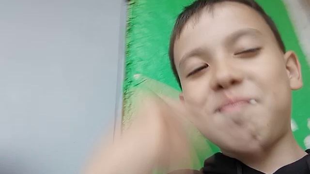 МОЙ ПЕРВЫЙ КЛИП НА 1ПОДПИСЧИК!!!!СЛЕДУЮЩИЙ НА 2ПОДПИСЧИКА!!!!