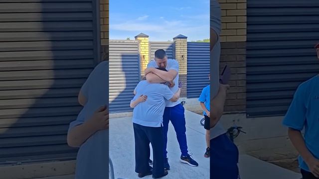 🔴 Пе дата 070626 ам мерс сэ феличит ун господар, молдовян адевэрат...🎁🍾🥂🎂🥪🍬🍕🍸🎉