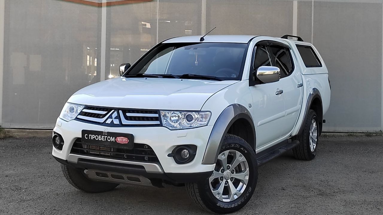 MITSUBISHI L200