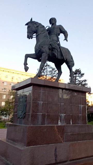 ...рядом с сердцем Волгограда.