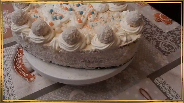 РЕЦЕПТ. ВКУСНЕЕ не БЫЛО. ТОРТ РАФАЭЛЛА. ПОПРОБУЙТЕ, не пожалеете. Просто ВКУСНОТА..