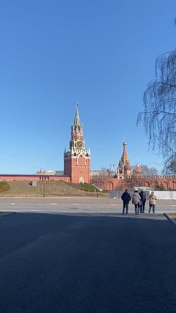 Москва звенят колокола ️