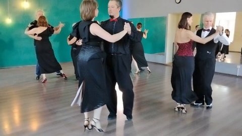 Танго мое любимое хобби! Записала видео отчет школ танго "Лаборатория движения" и "SDS". Впечатляет!