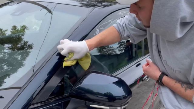 Видео установка плоских тюнинг дефлекторов для окон Toyota Camry 70 / Тойота Камри 70