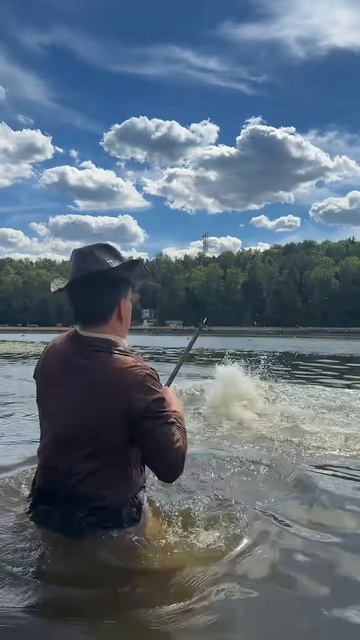 Пошли на рыбалку с @Лешей Мустангом 😎