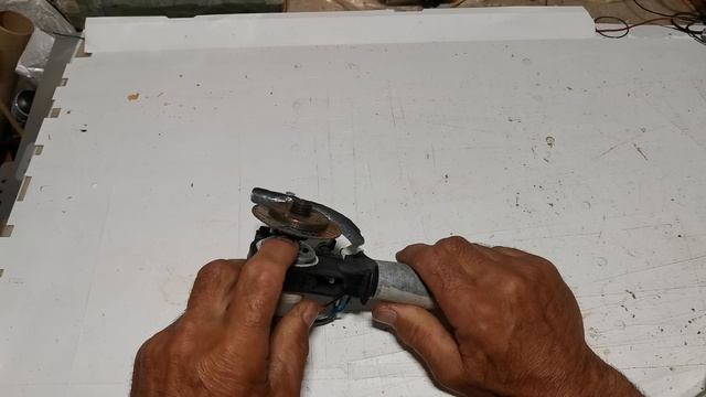 Микроболгарка с электродвигателем о шуруповерта.