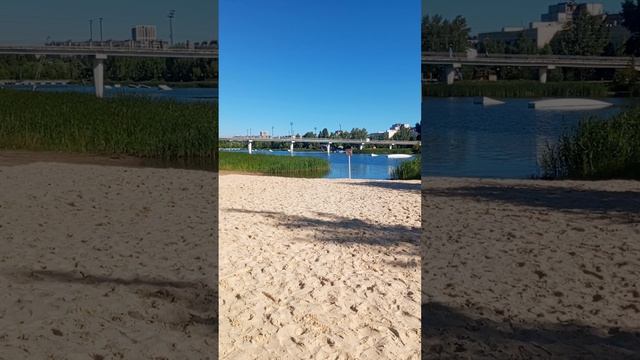 Пляж на Мещерского озере в Нижним Новгороде.