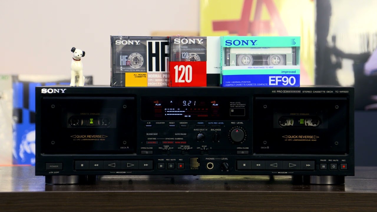 SONY TC-WR820 54,800 йен (1990 год). От 15 Герц, до 19000 Герц. Япония.