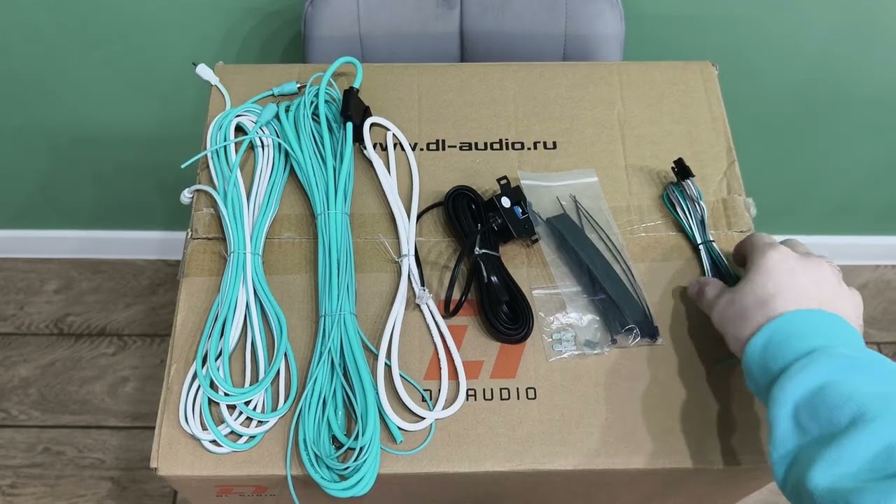 Сабвуфер Dl Audio Piranha 10a V2  в škoda Rapid