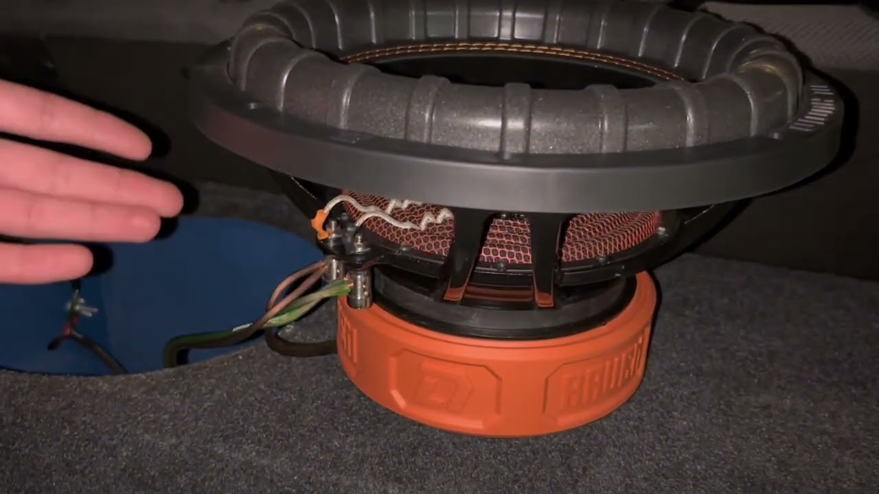 Обзор, распаковка и прослушка сабвуфера DL Audio Raven 12 V.2 в Лада калина