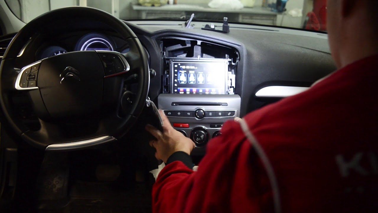 Citroen C4: андроид-система AirTouch Performance