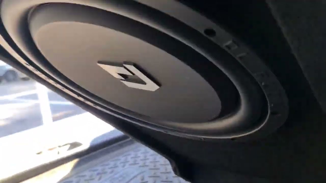 Обзор активного сабвуфера от DL AUDIO Barracuda 12A Flat