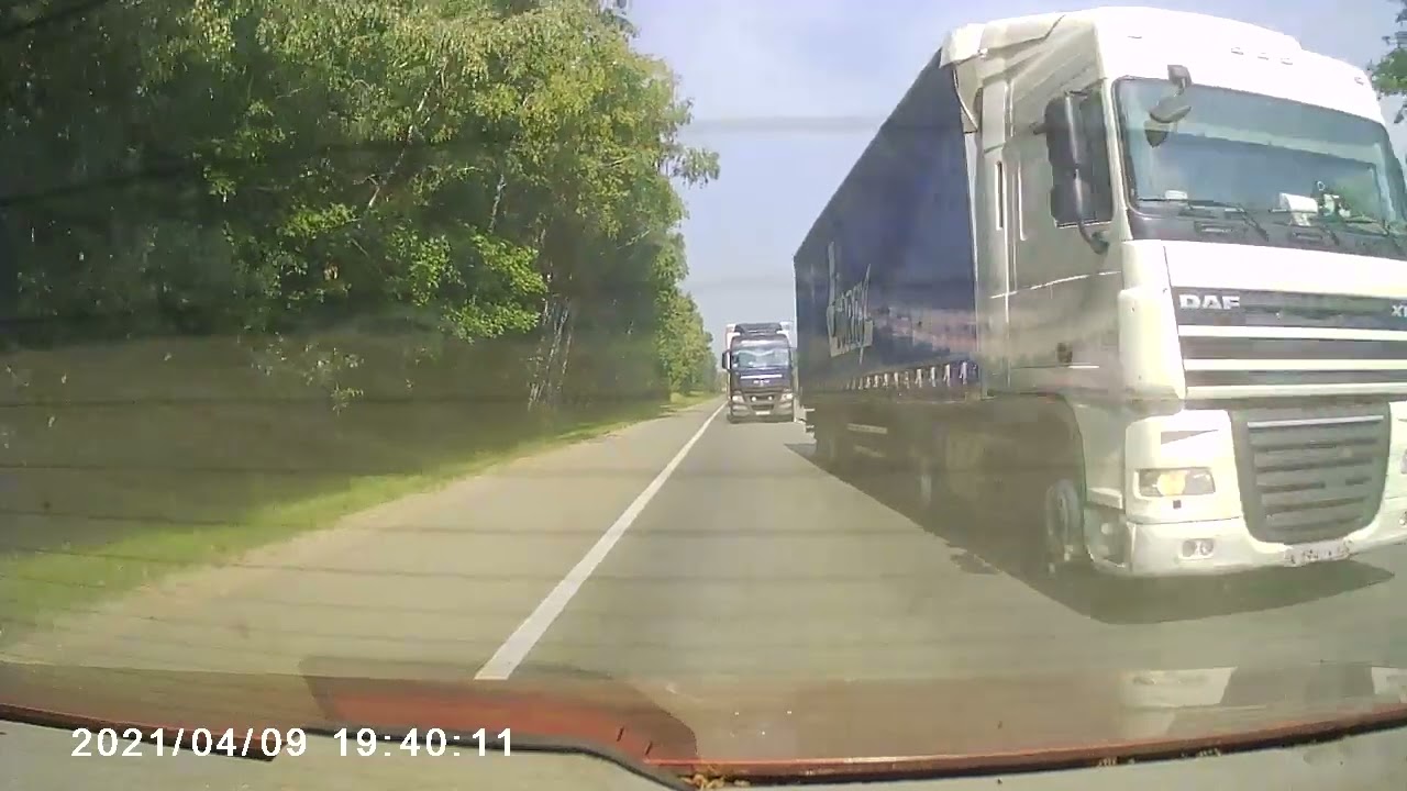 Тест авто видео регистратора DIGMA 205