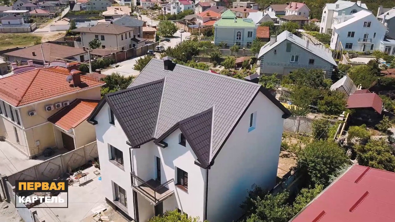Капитальный ремонт крыши двухэтажного дома. Монтаж металлочерепицы