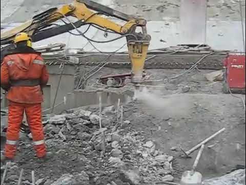 Brokk 330  Демонтаж на обводном канале СШ ГЭС  Часть 1