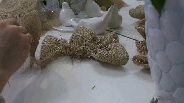 Цветы из мешковины Быстро Легко Просто  Burlap Flower Quick Easy Simple