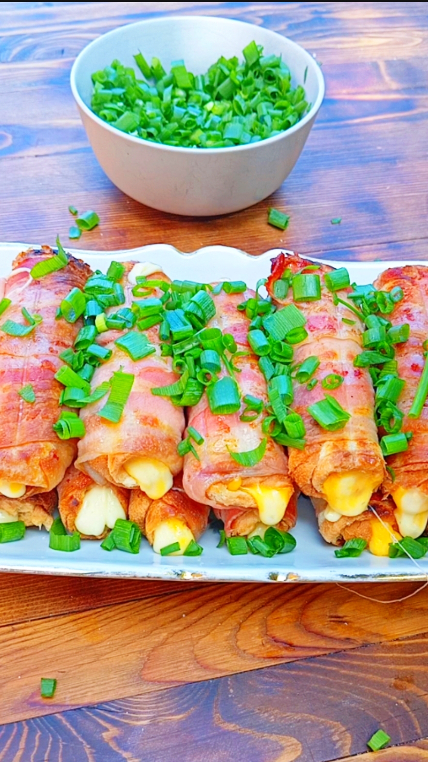 🧀🥓🔥Сырный вулкан в беконе! Закуска за 5 минут!