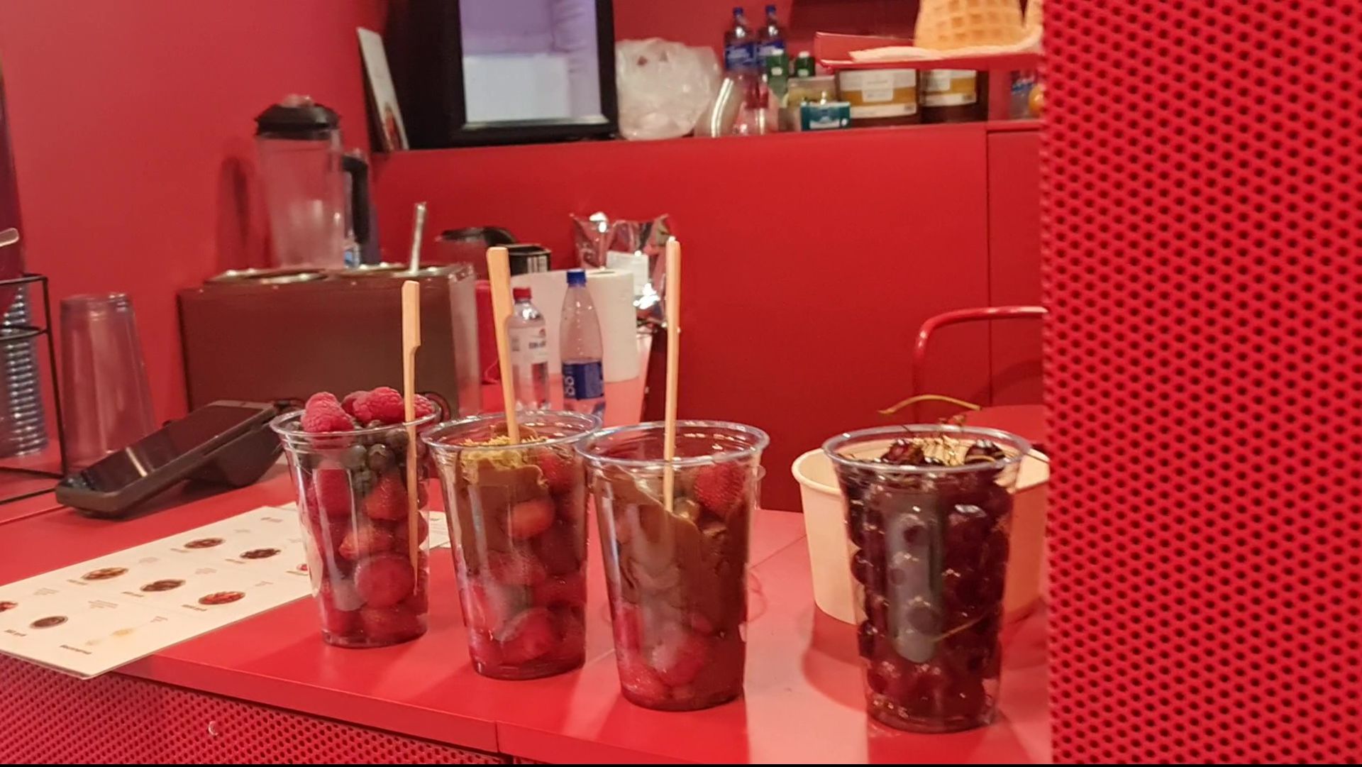 Мой отзыв Арт-павильон Вишня на Старом Арбате в Лето в Москве