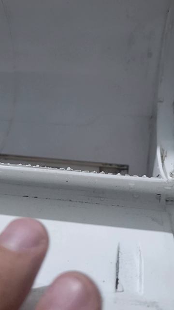 Протечка внутреннего блока сплит-системы TCL, одна из редких причин.