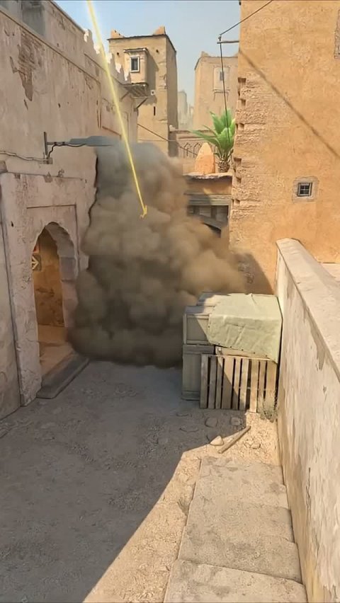 Топ смок? на мид двери DUST2 CS2 🤯