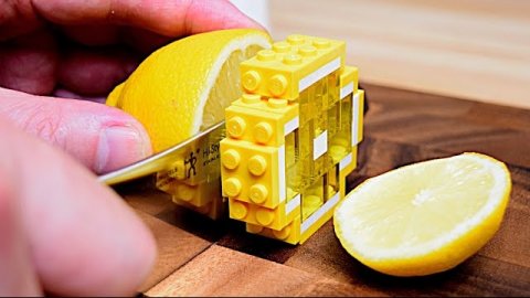 Трехслойный сырный пирог Lego - Lego In Real Life 8 / Кулинария в режиме Stop Motion & ASMR
