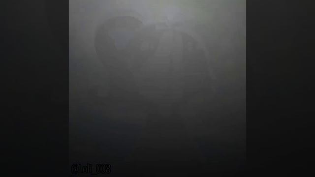 —Странствует