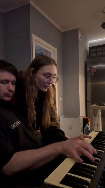 Учусь играть )