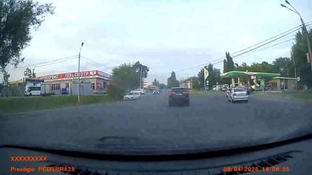 Воронеж : Огоромные очереди за бензином...