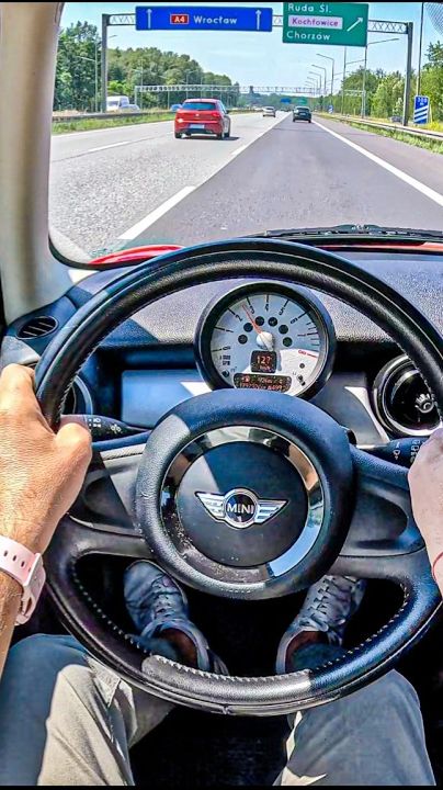 2011 MINI One II - ТЕСТ ДРАЙВ ОТ ПЕРВОГО ЛИЦА