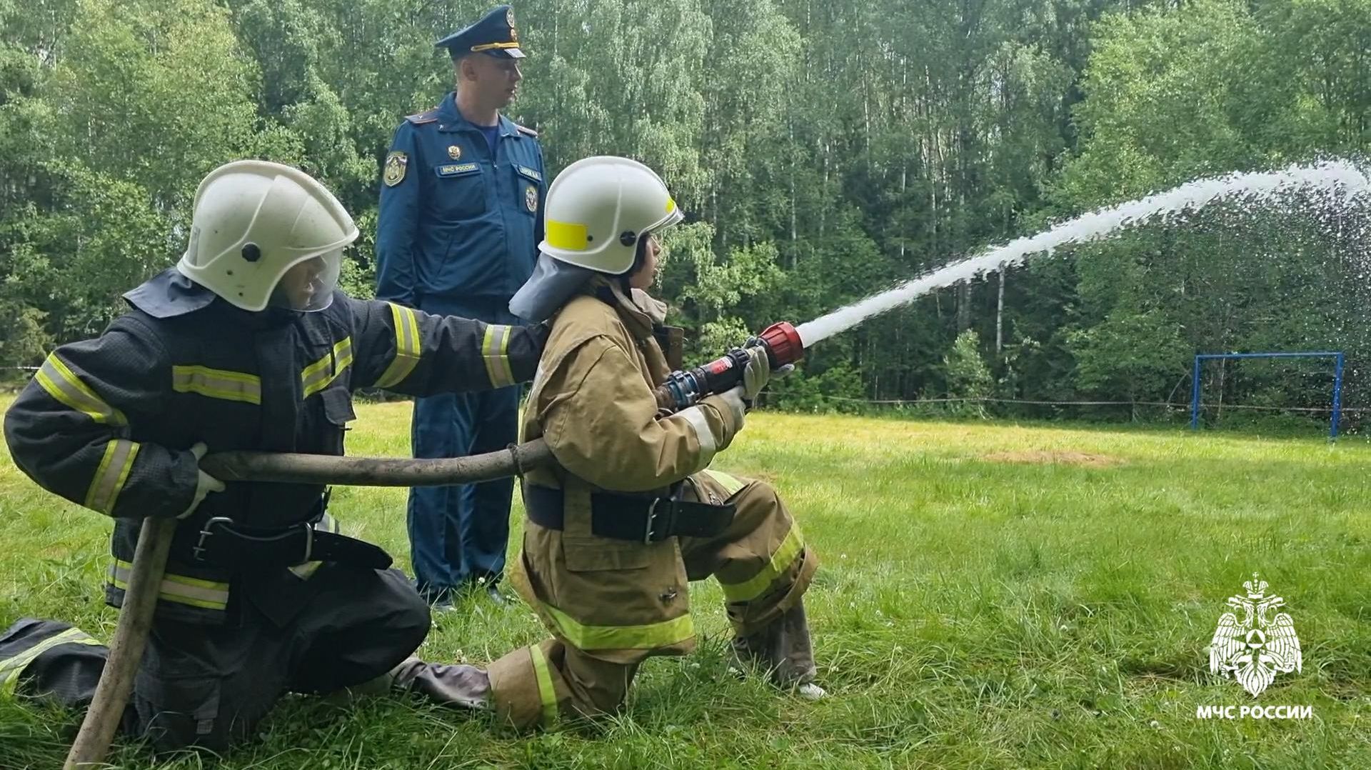 👍Как проходила пожарно-спасательная эстафета в палаточном лагере «Юный спасатель-пожарный»