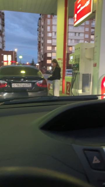 Слева или справа? Какая разница!