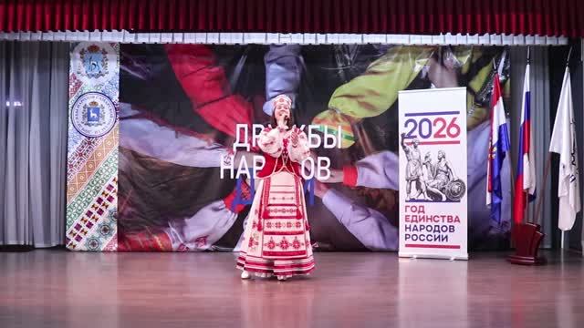 Песня «Чатыры сыны», исполняет Дарина Аннина