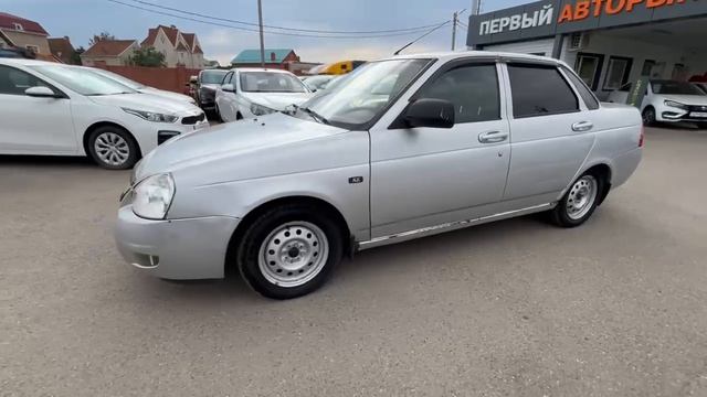 Lada (ВАЗ)  	Priora	2011	серебристый	XTA217030B0286573