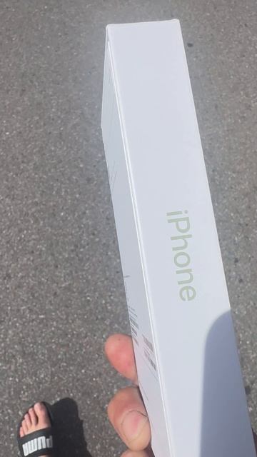 Купил подарок жене на др. #iphone