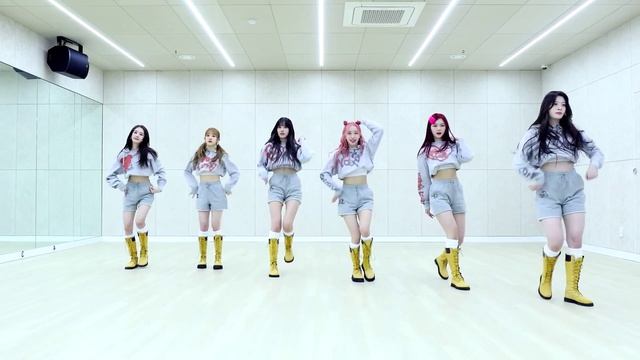 STAYC (스테이씨) - 'Teddy Bear' Dance Practice [Mirrored]