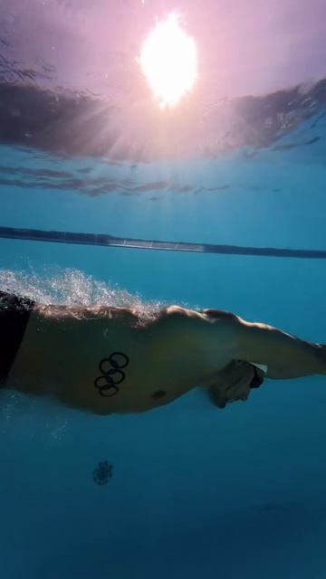 Полет над волнами💦🏊♂️🔥
