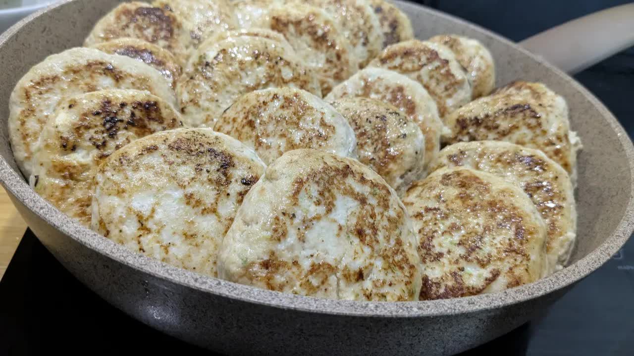 Белковые куриные котлеты с творогом! Супер сочные и вкусные! Добавьте только...