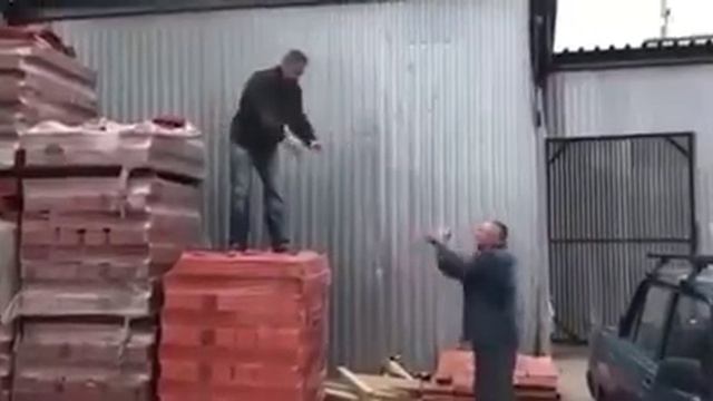 Стрим и оцениваем. Вы видели как Дзюба ловит головой.
