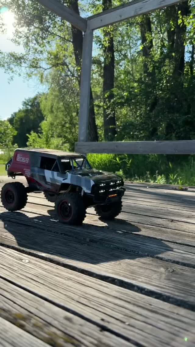 Старт на mjx h12p в замедленной съёмке) #rc #rccar #scale #rclife #rcmodel #rcfun #mjx #mjxrc